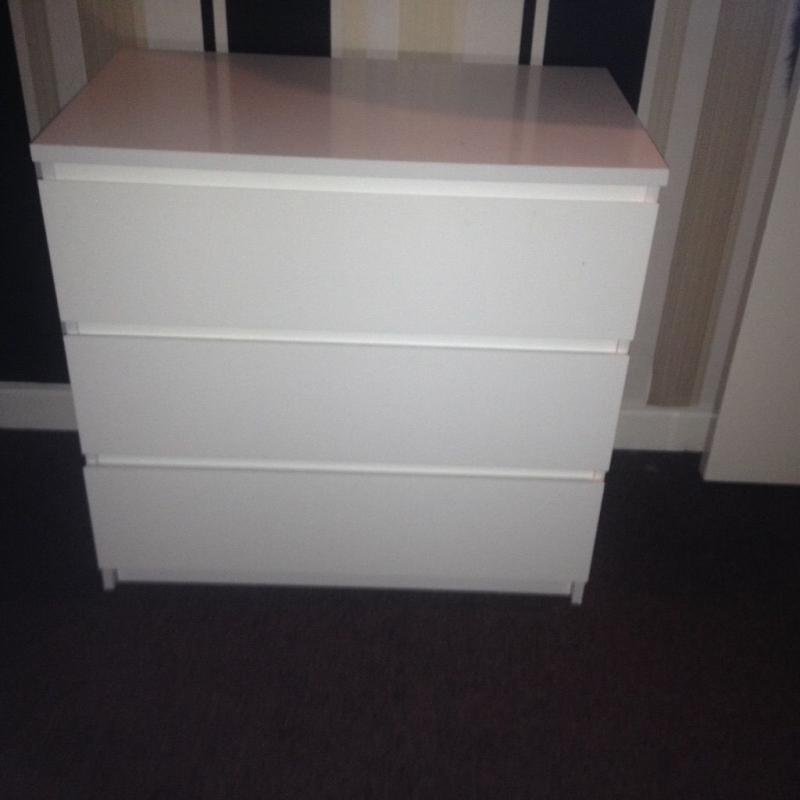 WHITE IKEA 3 malm draws & bed side unit