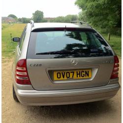 MERCEDES C220 CDI AVANTGDE SE A ESTATE DIESEL AUTO 2007 ONLY 64,000 MILES