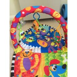 Baby play mat