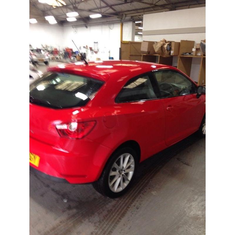 Seat Ibiza 65 plate light damage