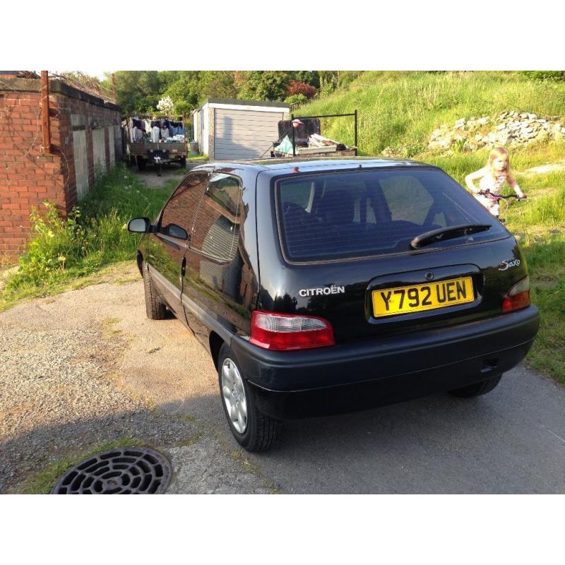 ciroen saxo 1.1 low milage car good condtion long mot