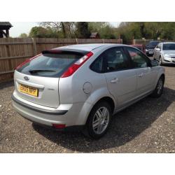 2005 Ford Focus 1.6 Ghia 5dr