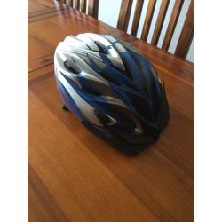 Cycling safety helmet