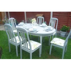 Beautiful Refurbished Large Extending Shabby Chic Kitchen Dining Table and Six Upholstered Chairs