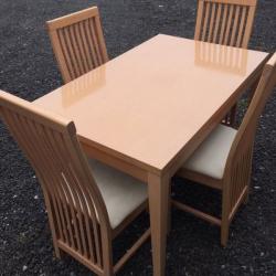 Modern 4ft Dining Table And 4 Chairs. Very Good Condition. Can Deliver