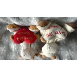 2 soft animal toys "Love You Loads" and "Someone Special"