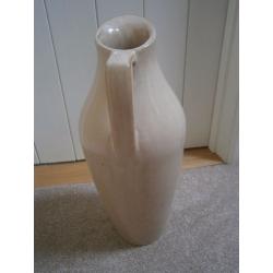 LARGE 17" VASE/DECORATIVE CERAMIC/POTTERY JUG BEIGE A HEAVY 6lb BRAND NEW