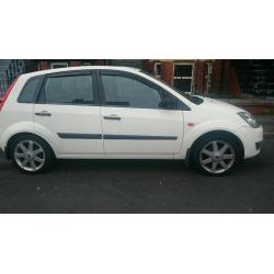 Ford fiesta style 5dr 1.2 white