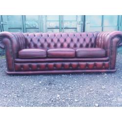 Vintage Genuine Leather Oxblood Chesterfield sofa ( Delivery)