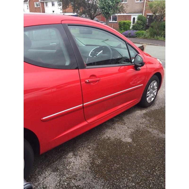 Peugeot 207 Red 1360CC