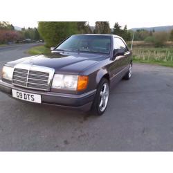 MERCEDES 230 CE AUTOMATIC PILLARLESS COUPE 148000 MILES. DOCUMENTED HISTORY. 21 STAMPS. MOT FEB 2017