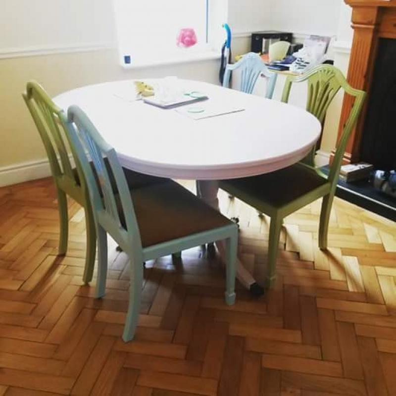 Painted dining table & 6 chairs