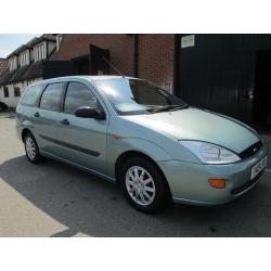 FORD FOCUS ESTATE MANUAL PETROL IMMACULATE Part exchange available / Credit & Debit cards accepted