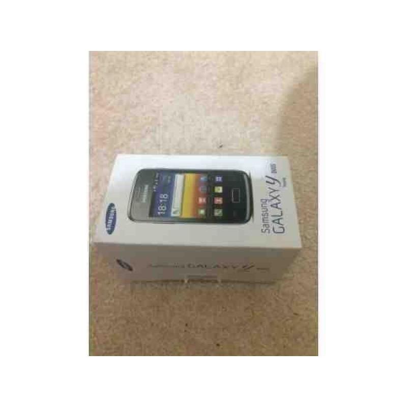 Samsung Galaxy Y duos brand new for sale !! Unlocked Dual Sim black