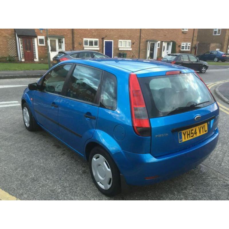 URGENT SALE: 2004 Fiesta Zetec Diesel Long MOT Low Miles