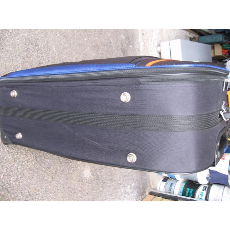 Two suitcases made by Dunlop x 2