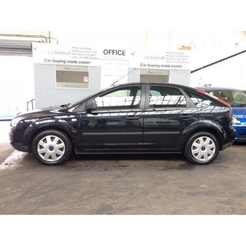 Ford Focus 1.6 LX 5dr BLACK + LOW MILEAGE + FSH