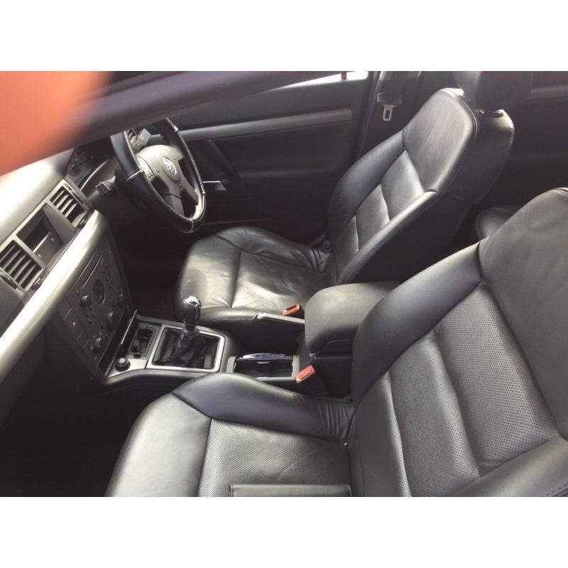 Vauxhall vectra black leather seats