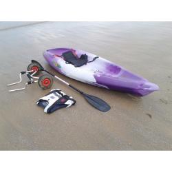 FeelFree 9ft Kayak + paddle + trolley + life jacket