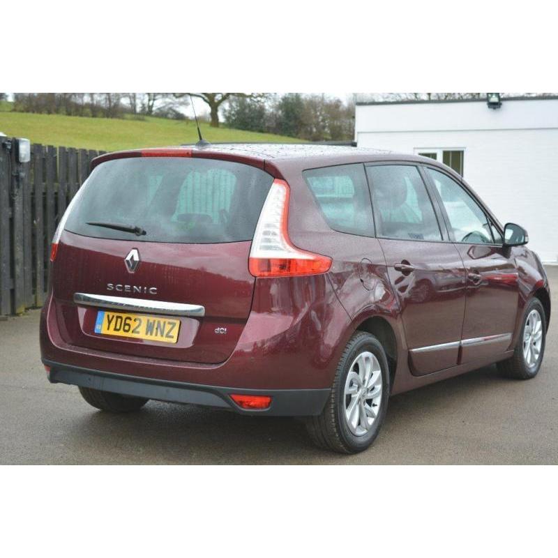 2012 Renault Grand Scenic 1.5 dCi Dynamique 5dr (Tom Tom)