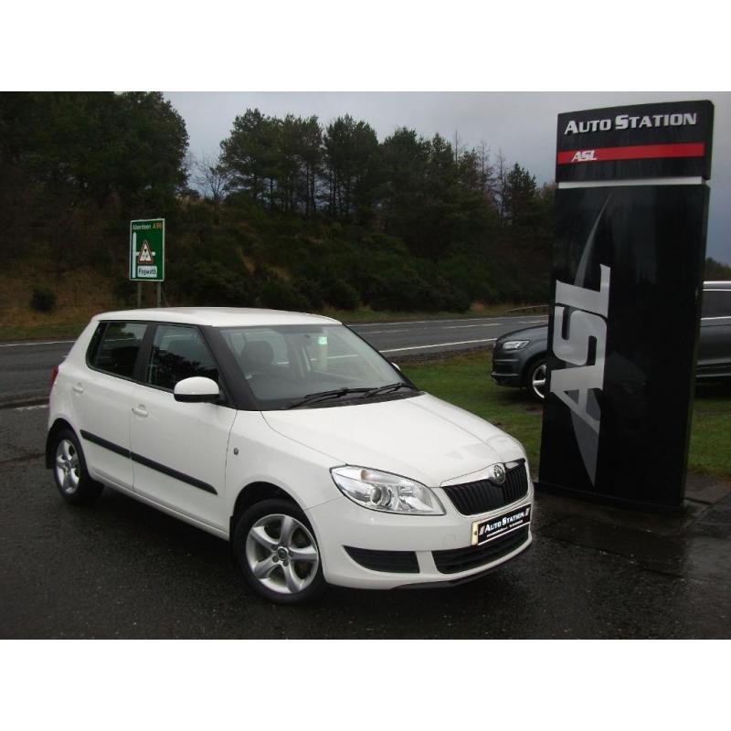 SKODA FABIA 1.4 MPI SE (white) 2011