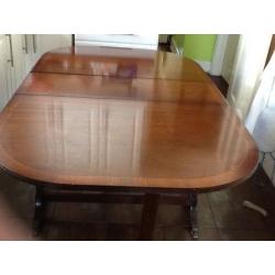 dinning table & chairs