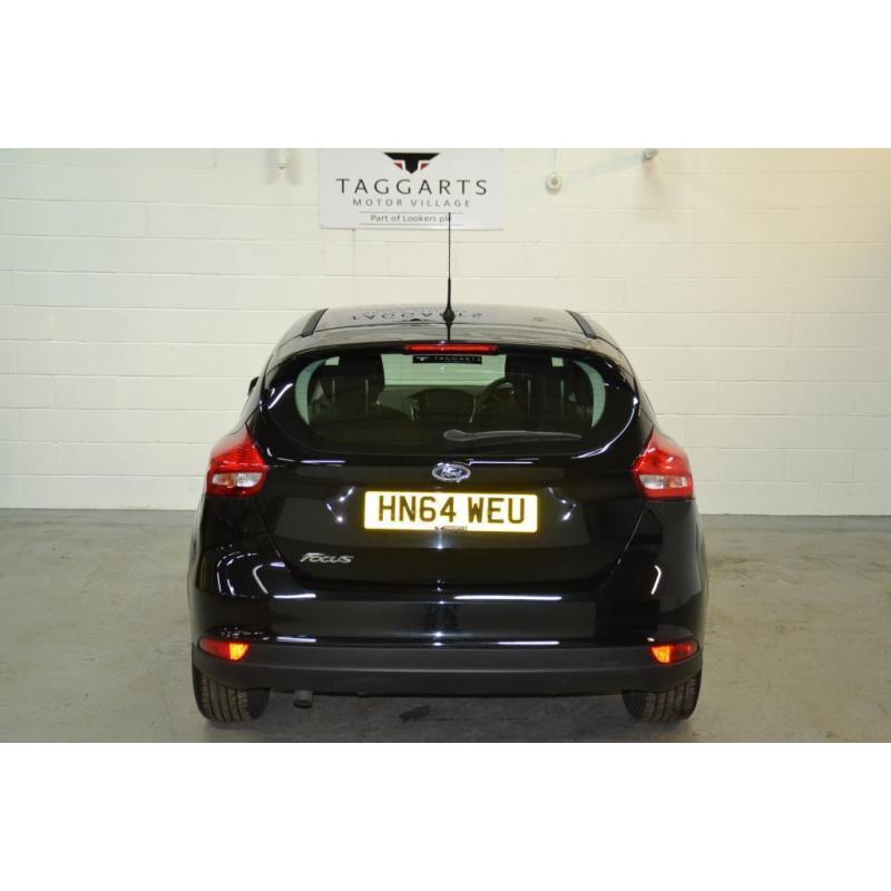 Ford Focus ZETEC TDCI (black) 2014-11-30