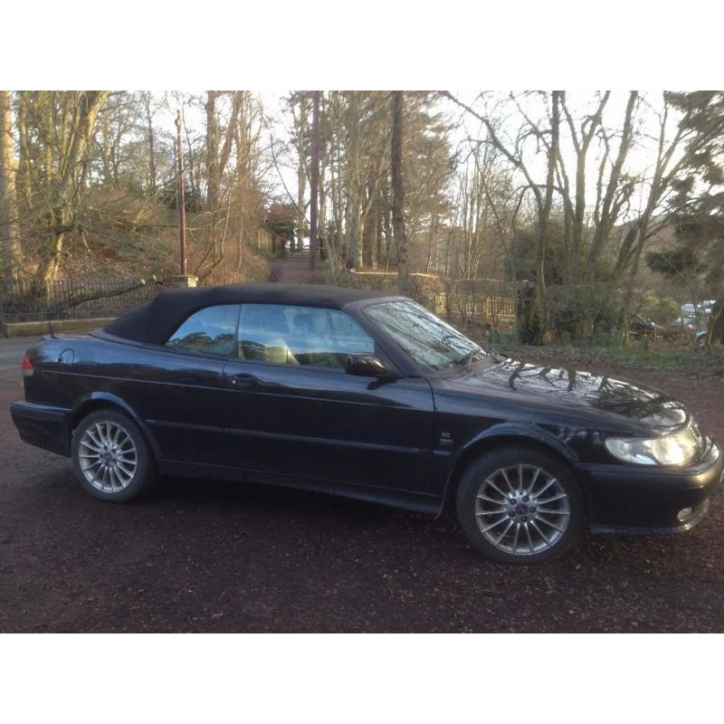 Saab Classic Convertible To Enjoy The Summer Sun