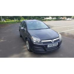 2006 Vauxhall Astra Life 1.4 Petrol 5 Door 1 Year MOT Full Service History..