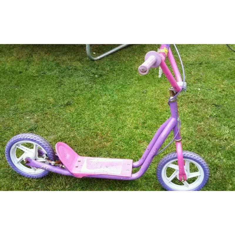 Girls scooter