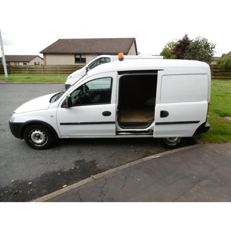 Vauxhall COMBO CDTI diesel mot feb 2017