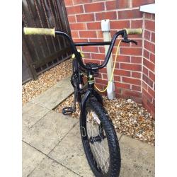 Mongoose bmx bike