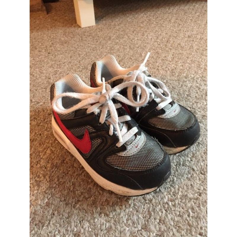 Boys trainers infants size 8.5