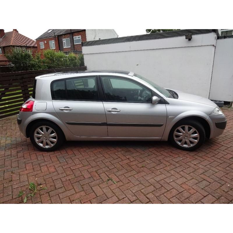 Renault Megane DEISEL 1.5 DYNAMIQUE DCI 5 door. nice car very economical. serviced and mot till 2017