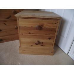 COTSWALD SOLID PINE DRESSER AND 2 BEDSIDE UNITS