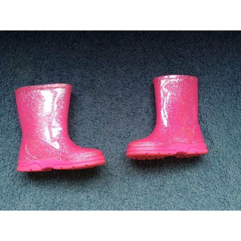 Pink glitter sparkly welly boots size 6, great condition