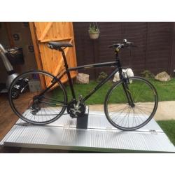 ALMOST BRAND NEW CLAUDE BUTLER MOUNTAIN/ RACING BIKE HYBRID ONLY 175