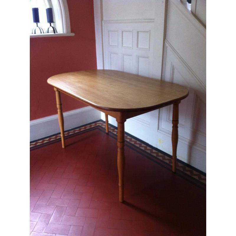 Genuine Vintage DINETTE Dining Table in Excellent Condition / Can Deliver