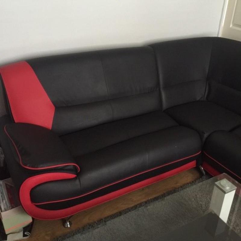 Corner settee