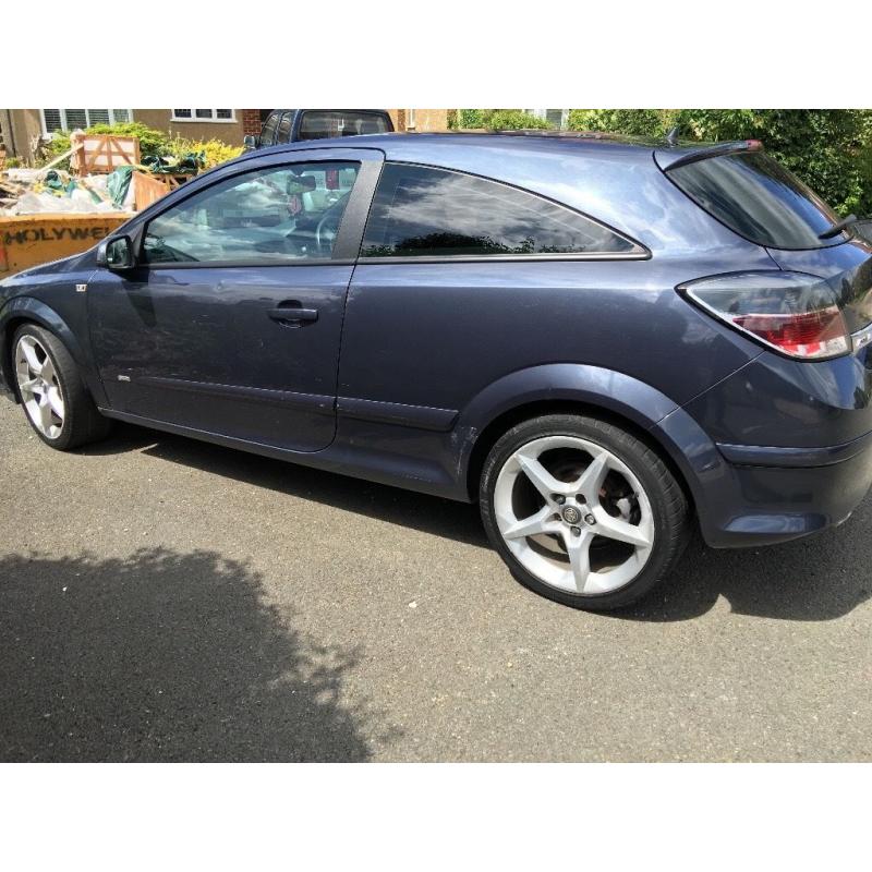 Vauxhall Astra SRI CDTI 150 1910cc T-Diesel 6 speed manual 3 door hatchback 06 Plate 01/03/2006 Grey