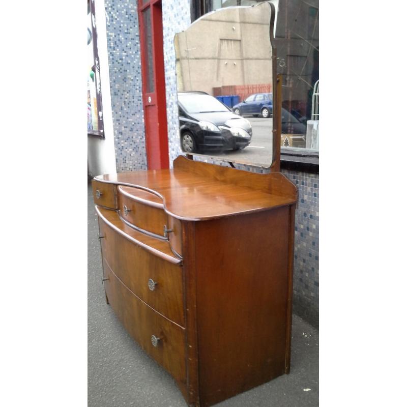 Retro/Vintage Dressing Table mirrored drawer