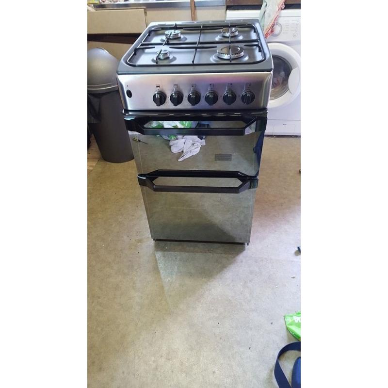 Indesit gas cooker. 500 mms excellent condition