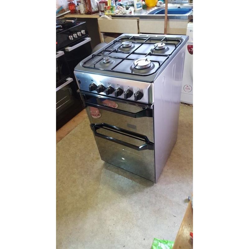 Indesit gas cooker. 500 mms excellent condition