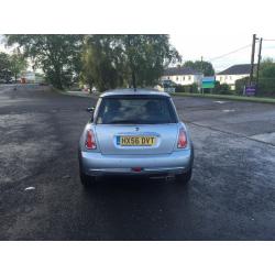 MINI ONE 1.6cc 3 door h/back 56/2006 3 former keepers 112k service history upto 95k/invoices/old mot