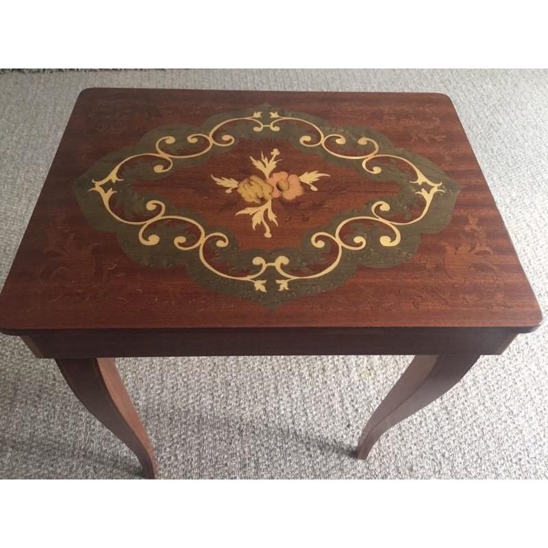 Vintage style musical table - fully working