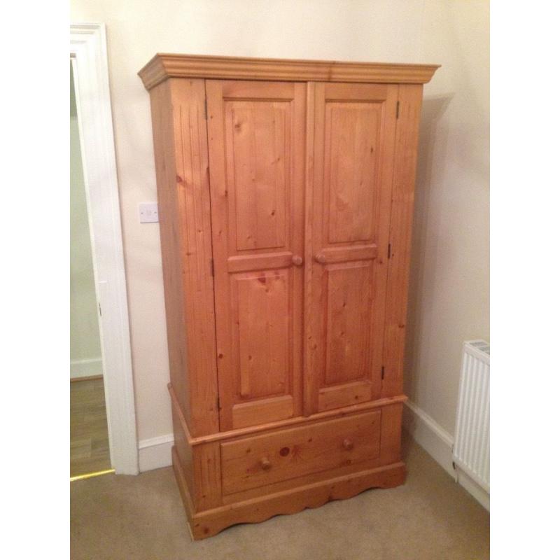 High quality, sturdy bedroom wardrobe