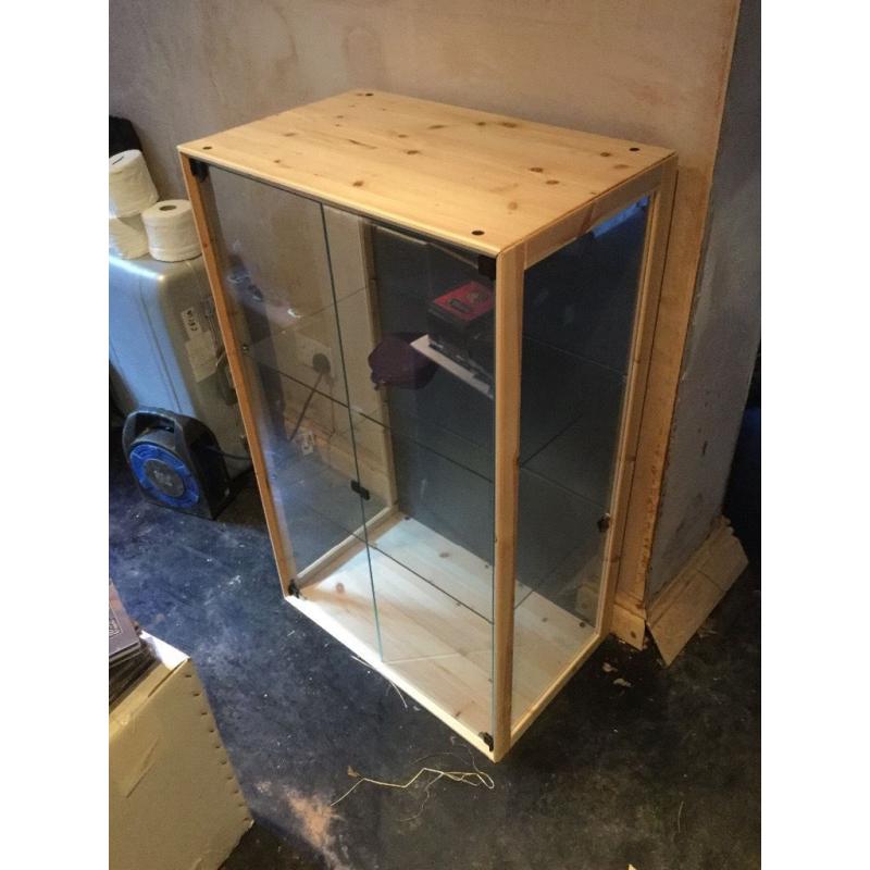 Glass cabinet