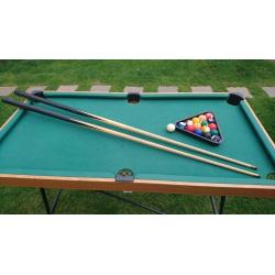 Kids pool table