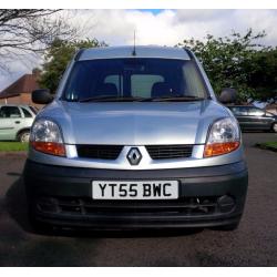 Renault Kangoo 1.5 dci in Silver Full Service History Air condition Nice and Clean wee van