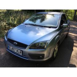 Ford Focus Zetec Climate 1596cc Petrol 5 speed manual 3 door hatchback 57 Plate 16/05/2007 Blue